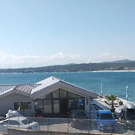 Sea Dream Above The Sea Apartmán *